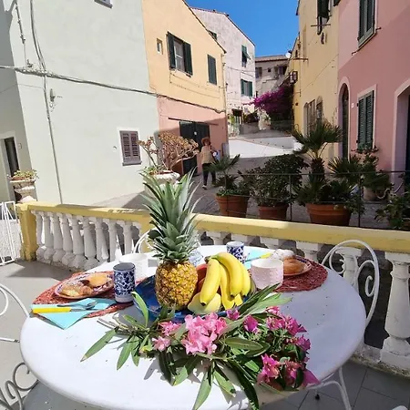 La Terrazza Nel Cuore Di Nyaraló *